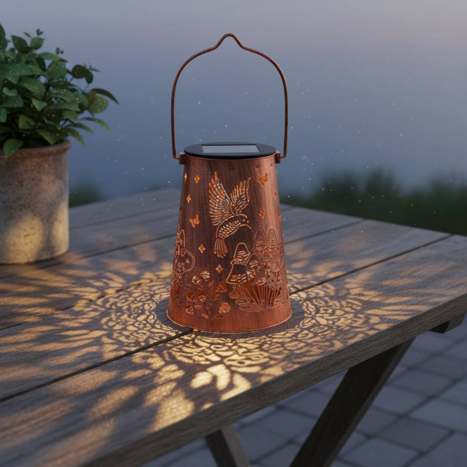 فانوس حديقة بنمط زهور، إضاءة خ - مراجعة Solar Lantern Hanging وسعره