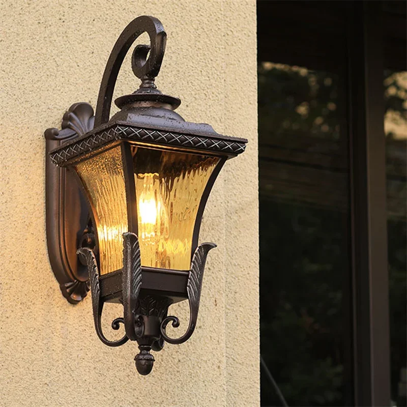 مصباح جداري خارجي على الطراز ا - مراجعة Outdoor Lighting Linear وسعره