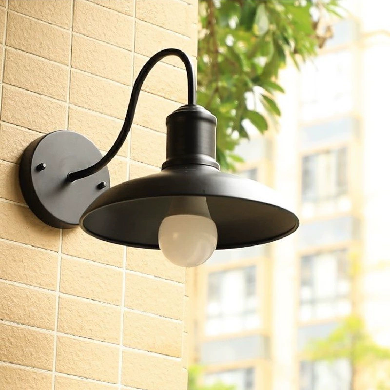 مصابيح جدارية أمريكية خارجية ب - مراجعة Outdoor Lighting Bronze وسعره
